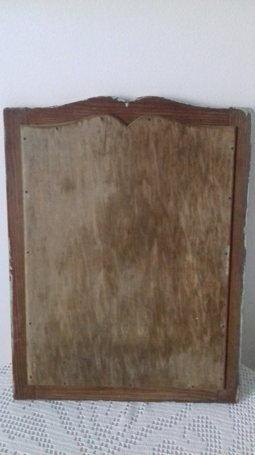 Zrcadlo ve dřevěném rámu — foto 2