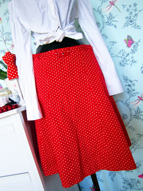 Sukýnka retro red v puntíku — foto 3