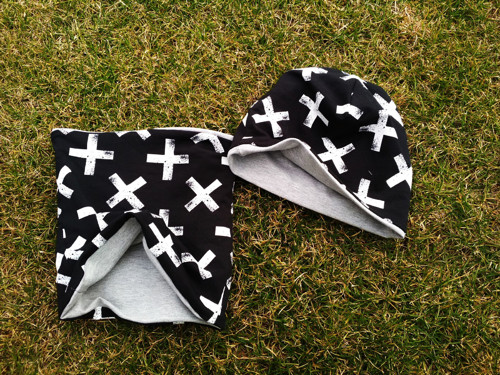 Nákrčník criss cross — foto 3