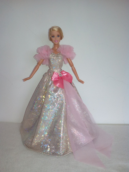 Šaty pro Barbie — foto 2