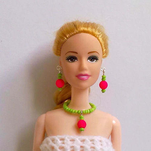 Šperky pro Barbie - náhedelník, náušnice — foto 3