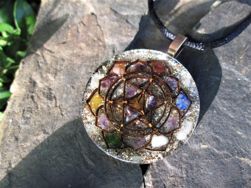 Org. šperk ,, Sri Yantra v čakrách " — foto 3