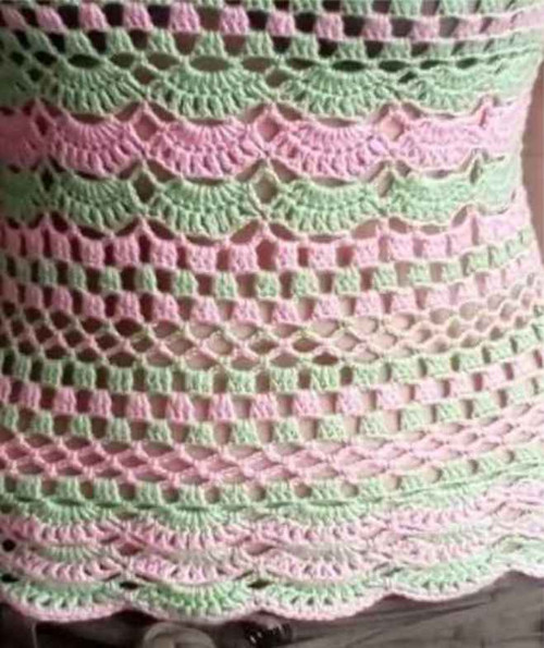 Letní háčkovaný top — foto 3
