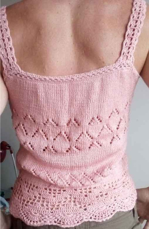 Letní ručně pletený top — foto 2