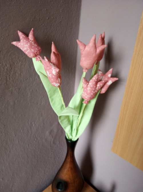 Látkové tulipány — foto 2