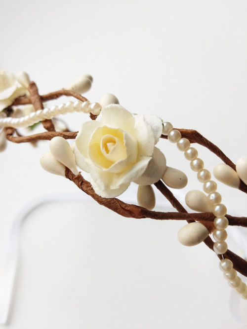 Květinový věneček ivory — foto 3