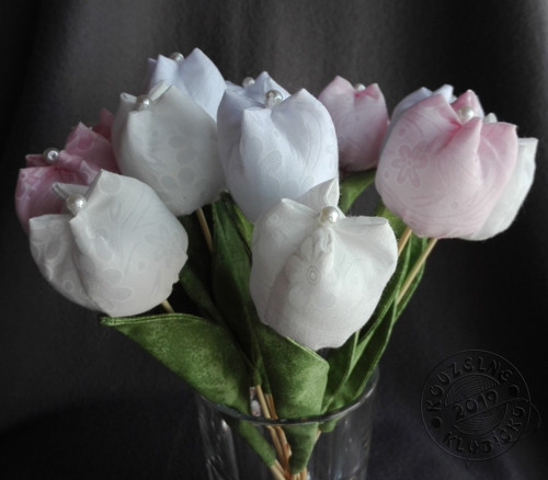 Šité tulipány růžové — foto 3