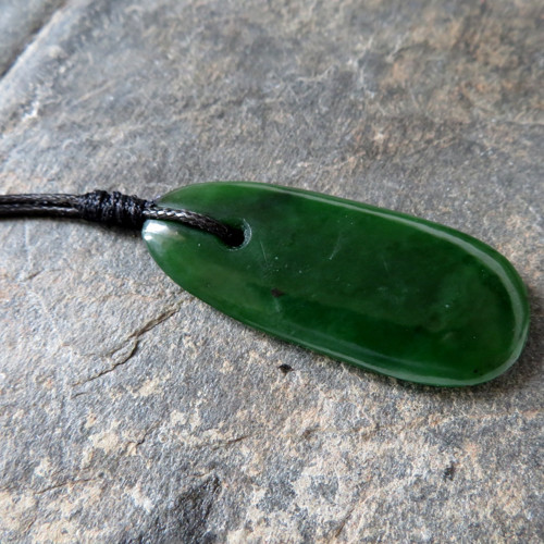 Amulet - Maorské Toki, nefritové — foto 3