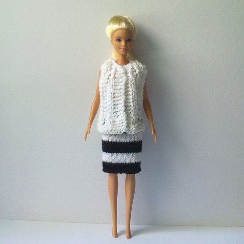 Oblečky pro Barbie - Vesta — foto 2