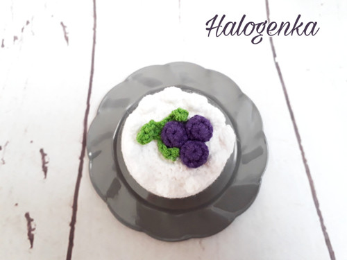 Šlehačkový dortík s borůvkami — foto 2