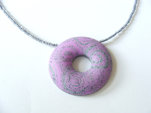 Lila donutek — foto 3
