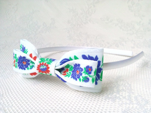 Folklórna čelenka (biela) — foto 2