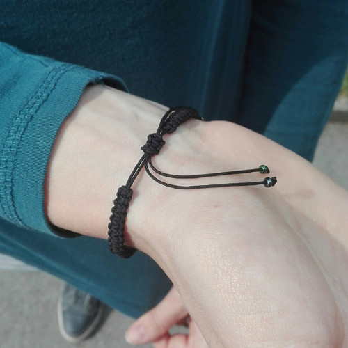Macramé náramek lísteček černý — foto 3