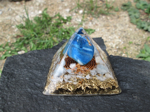 Org. pyramida ,, Klidu vody " s modrým achátem — foto 5