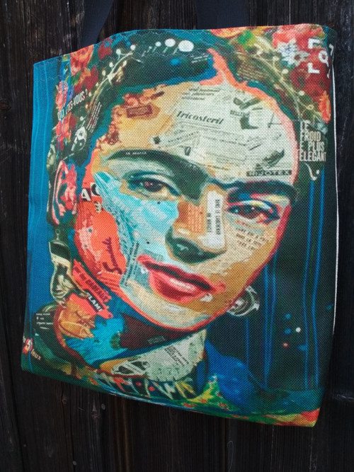 Frida Kahlo - grafit smaragd — foto 2