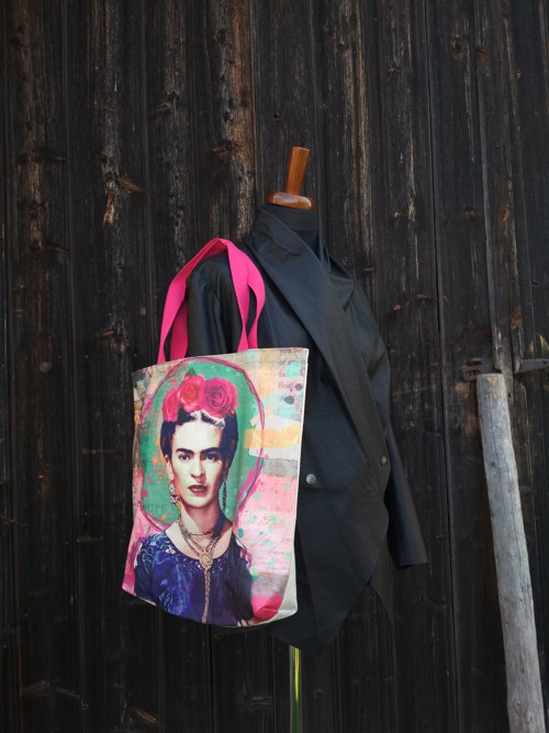 Frida Kahlo - grafit smaragd — foto 6