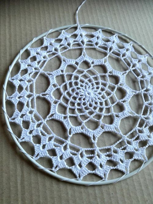 Krajka - do kruhu 18 cm — foto 3