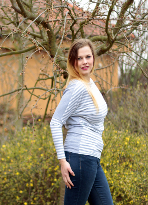 Šedobílé maxitriko - netopýří rukávy — foto 3