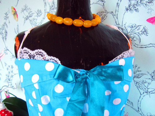 Šaty pin up dots — foto 3