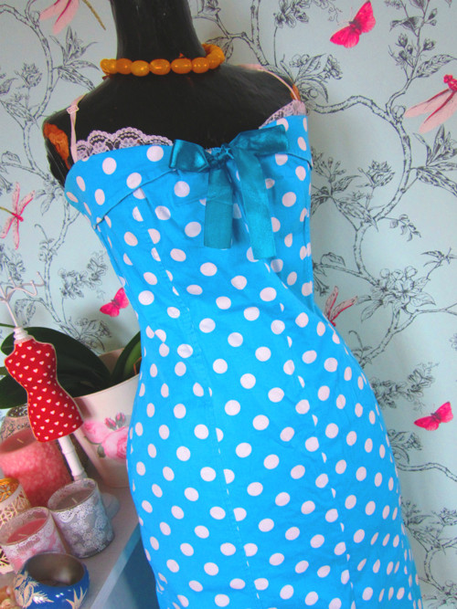 Šaty pin up dots — foto 2