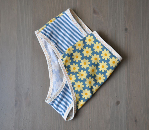 Cosy & Cutty kalhotky vel. M — foto 2