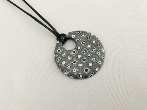 Černo-bílé kolečko klimt — foto 2