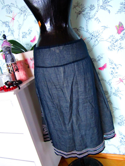 Sukně s ornamentem — foto 4