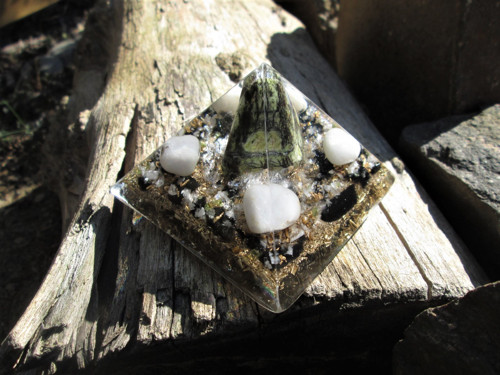 Org. pyramida ,, Andělské meditace " — foto 3