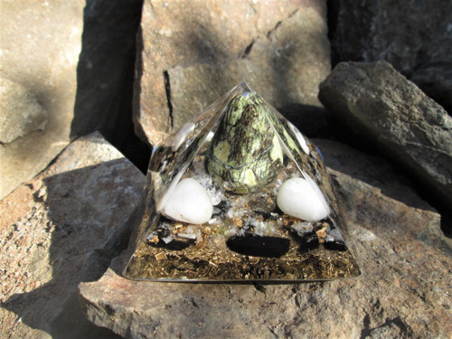 Org. pyramida ,, Andělské meditace " — foto 2