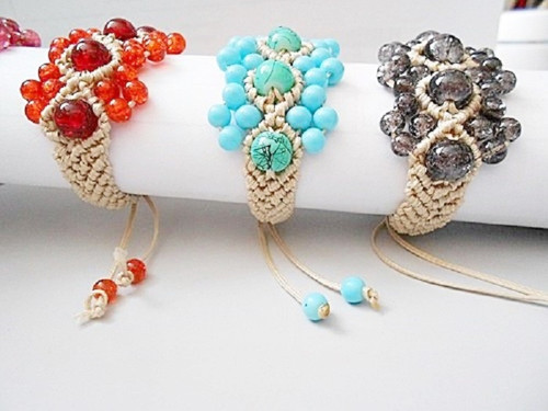 Shamballa náramek macramé s korálky — foto 4