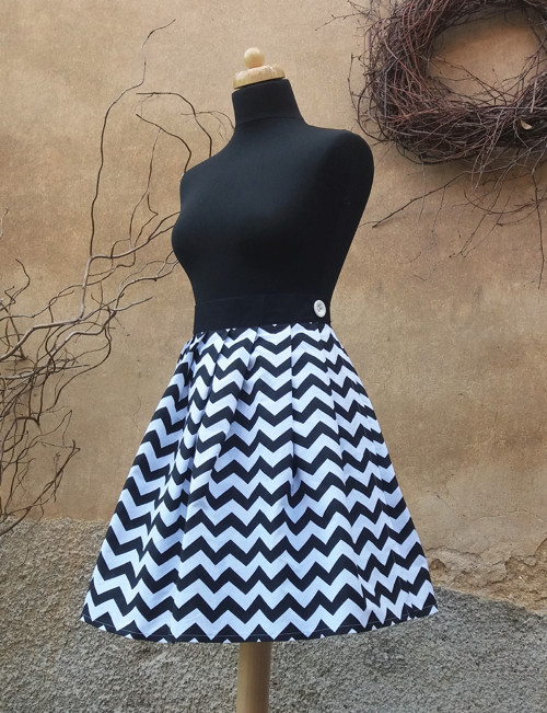 Černý Chevron S Bílým Knoflíkem — foto 4