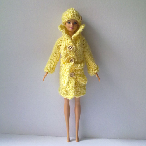 Oblečky pro Barbie - kabát, čepice — foto 4