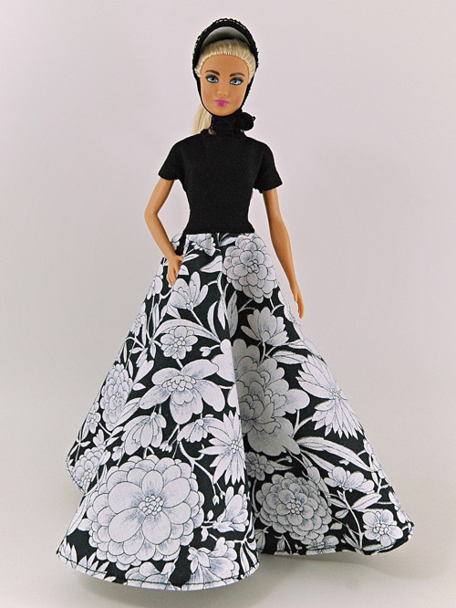 Barbie - Společenské šaty černobílé — foto 2