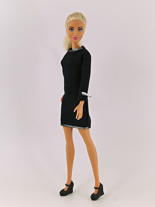 Barbie - Tmavě modré šaty — foto 2