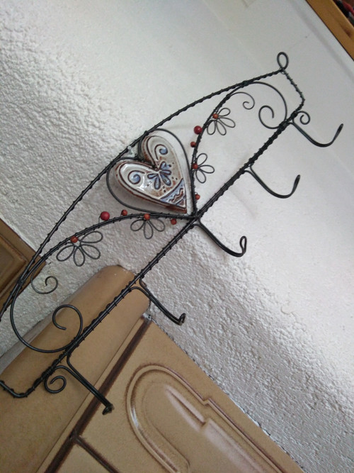 Drátovaný věšák srdcový — foto 3