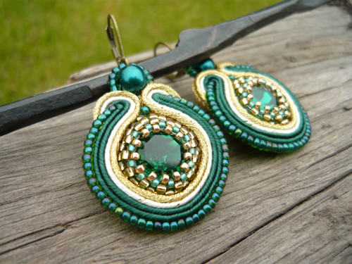 Soutache náušnice Luxury Gold & Smaragd — foto 2