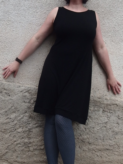 Černé bez rukávů — foto 2
