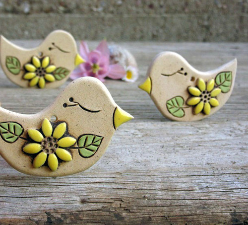 Keramický ptáček slunečnicový — foto 2