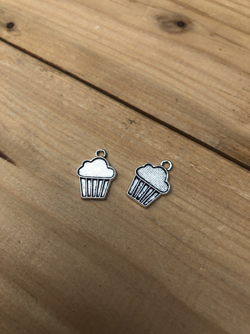 Přívěsek cupcake - 2 ks — foto 2