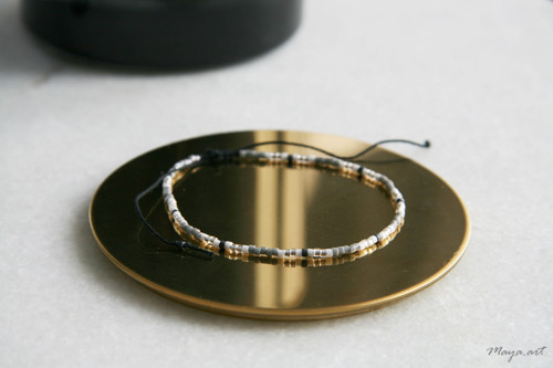Stříbrnošedý náramek SIMPLE BRACELET — foto 3