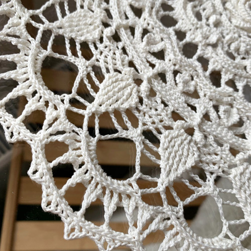Háčkovaná dečka strukturovaná 31 cm — foto 4