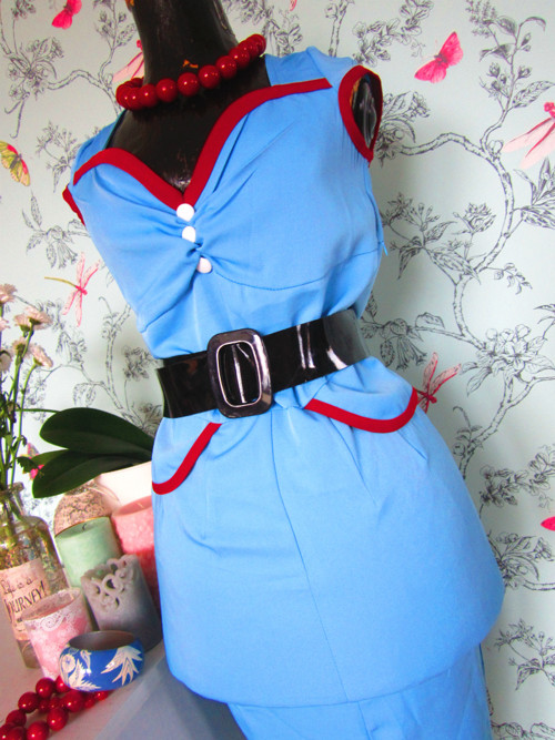 Šaty Pin-up — foto 3