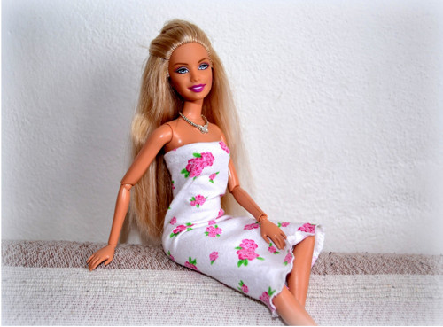 Šaty s růžičkami — foto 4