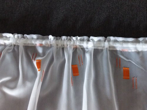 Záclonka s oranžovým — foto 4