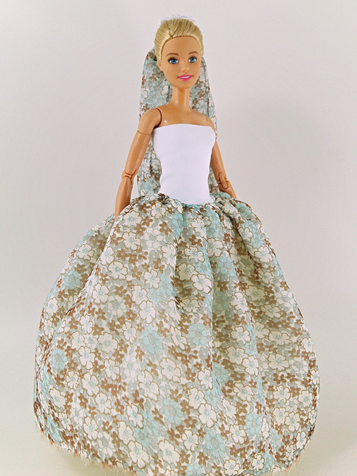 Barbie - Plesové se závojem — foto 2