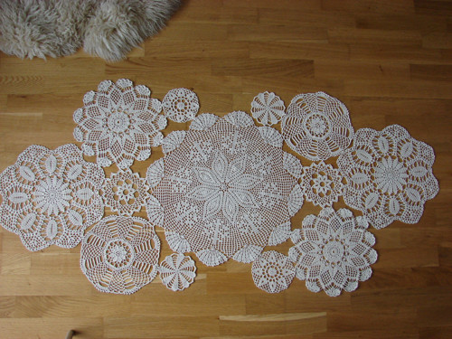 Háčkovaný obrus spájaný — foto 2