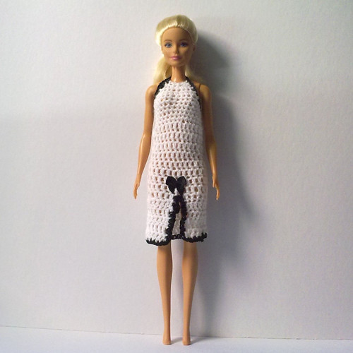 Oblečky pro Barbie - šaty, klobouk — foto 5