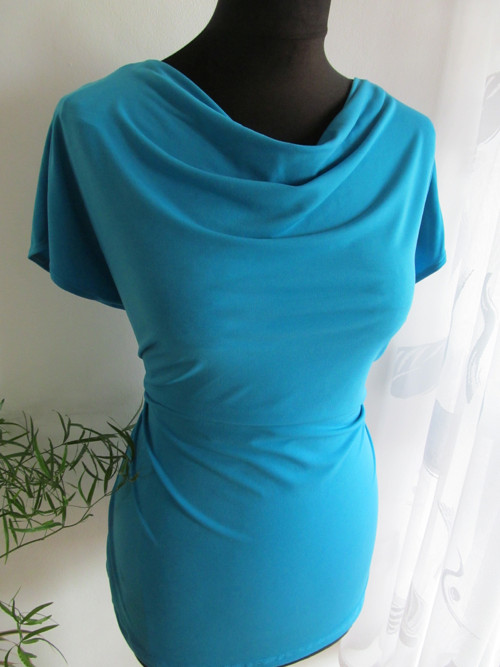 HALENKA vel.42+44 — foto 2