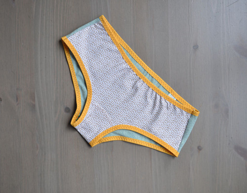 Cosy & Cutty kalhotky vel. M — foto 2