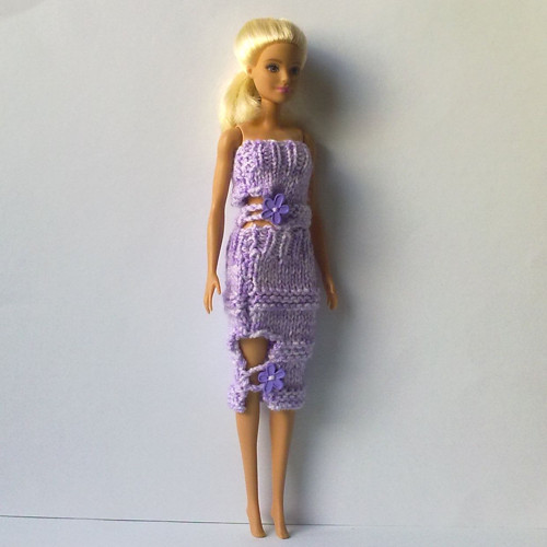 Oblečky pro Barbie - top, sukně — foto 2